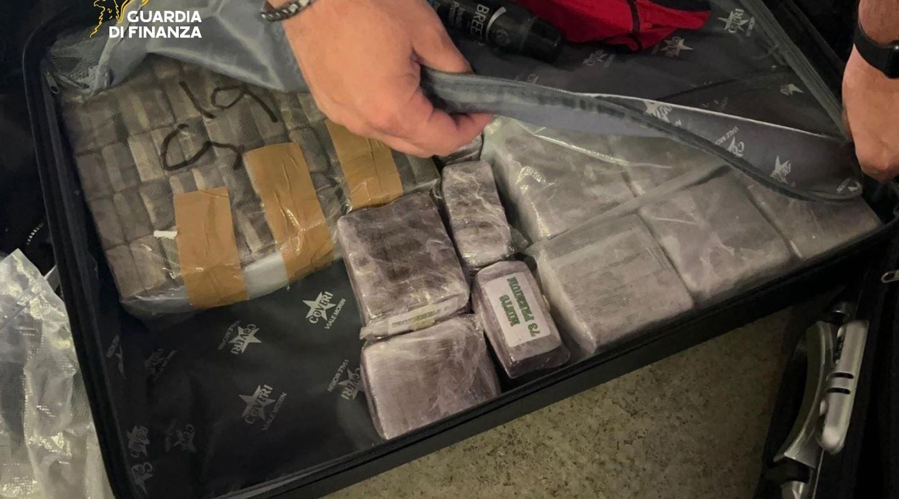 Sequestrati 70Kg di hashish a quattro romani in trasferta