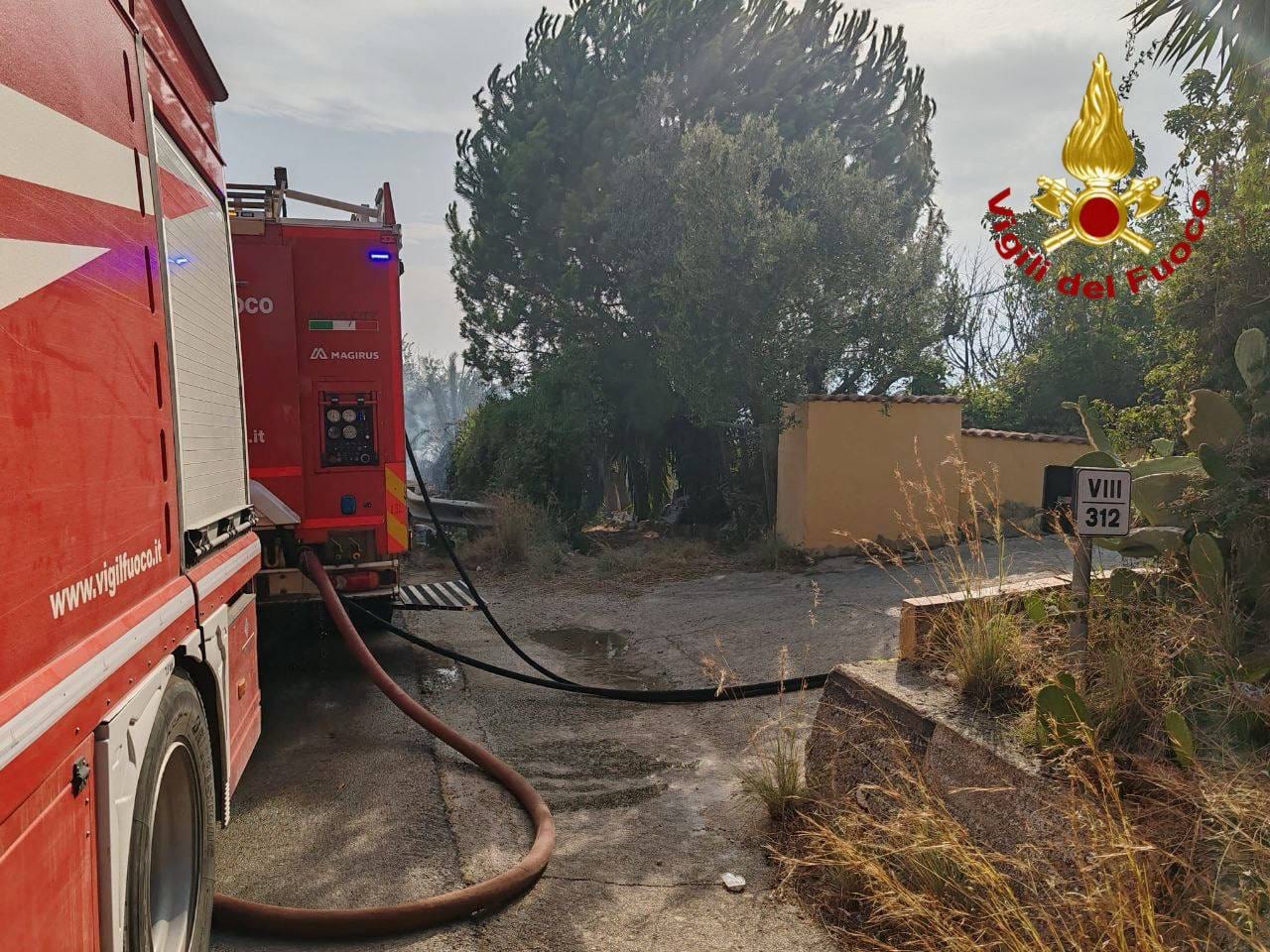 Incendi nel palermitano, a Partinico evacuate circa 15 abitazioni