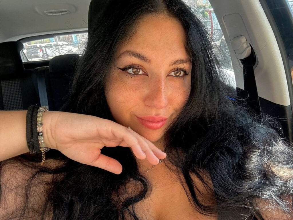 Minacce alla cinisense Mary Galati, ha denunciato un forum sessista