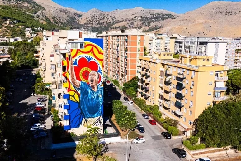 Un murale a Palermo in onore di Totò Schillaci
