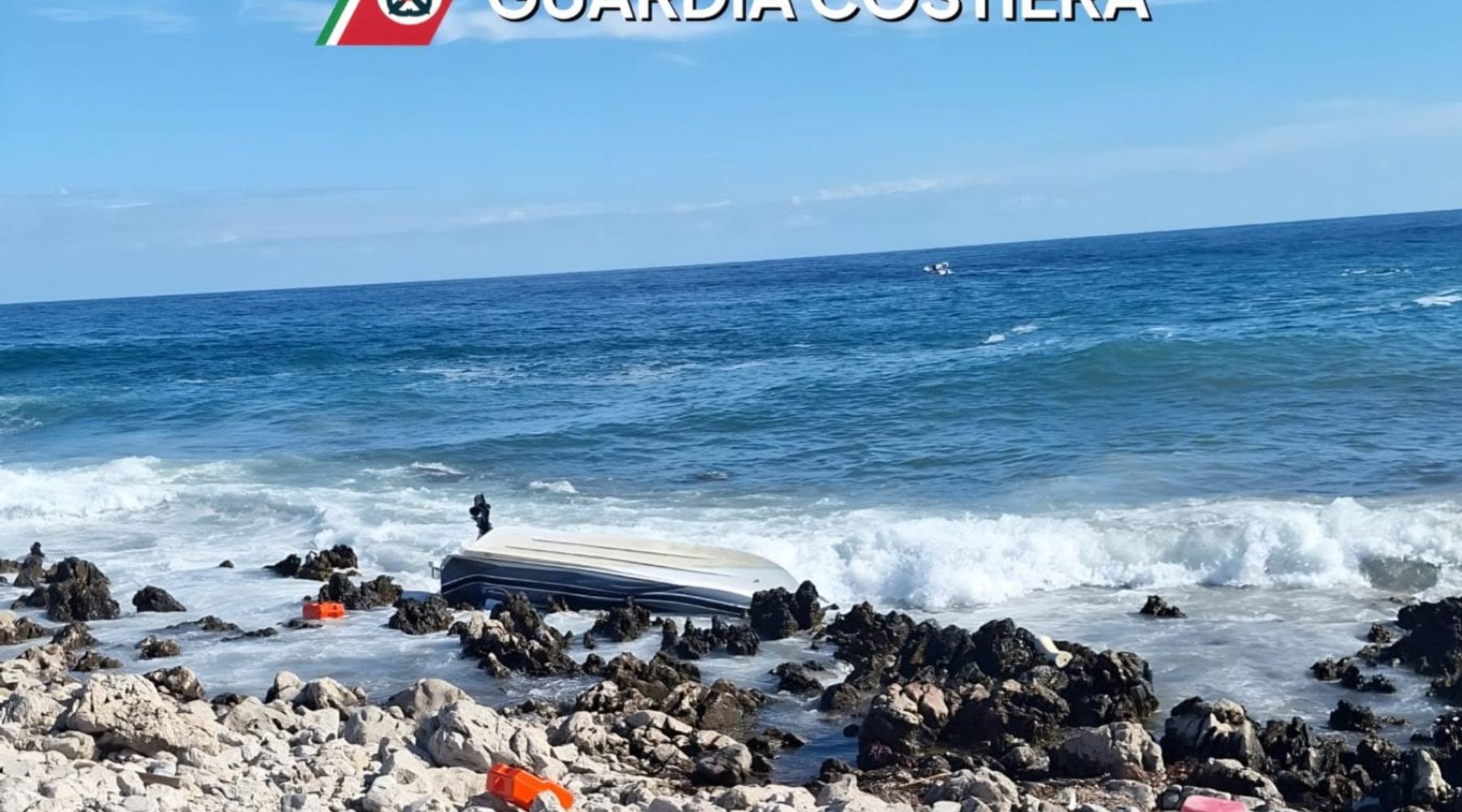 Gommone si capovolge a San Vito Lo Capo, salvi quattro turisti svedesi