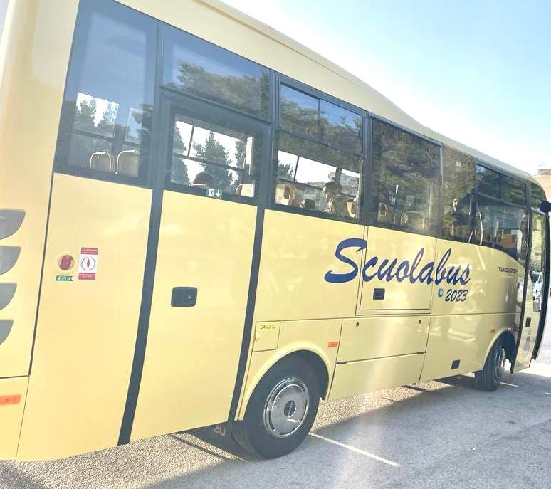 Marsala, scuolabus al via oggi. Mensa in ritardo, si attende la seconda settimana