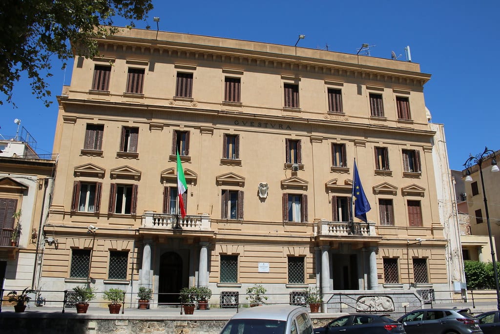 Rissa con coltello nel Palermitano. Daspo “Willy” per tre giovani, divieto di accesso ai locali