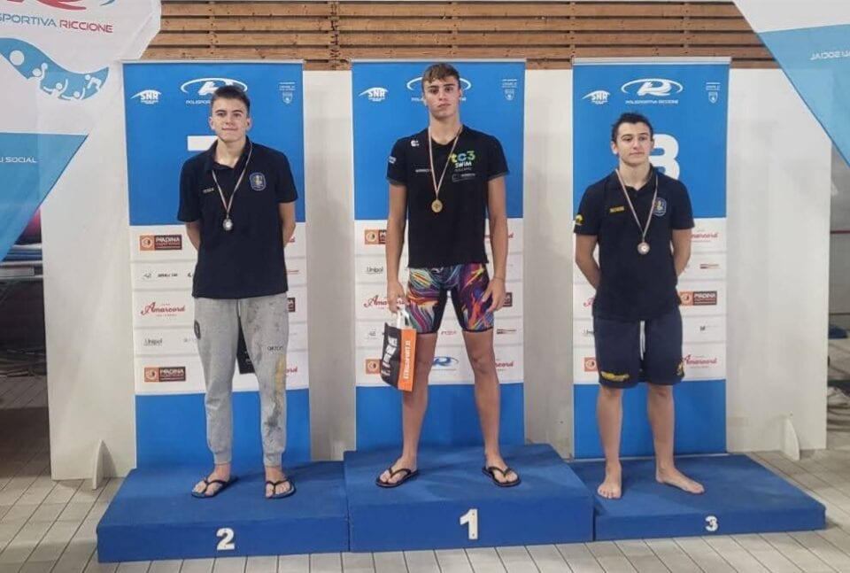 Nuoto, trionfo a Riccione per Vincenzo Maniaci: tre ori in tre gare per l’atleta terrasinese