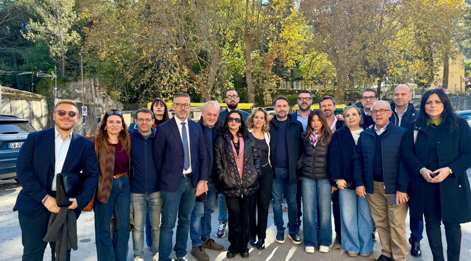 “Schifani ha riportato in vita il ‘cuffarismo’”: M5S, PD e Controcorrente all’attacco, chiedono il cambio di guida in Sicilia