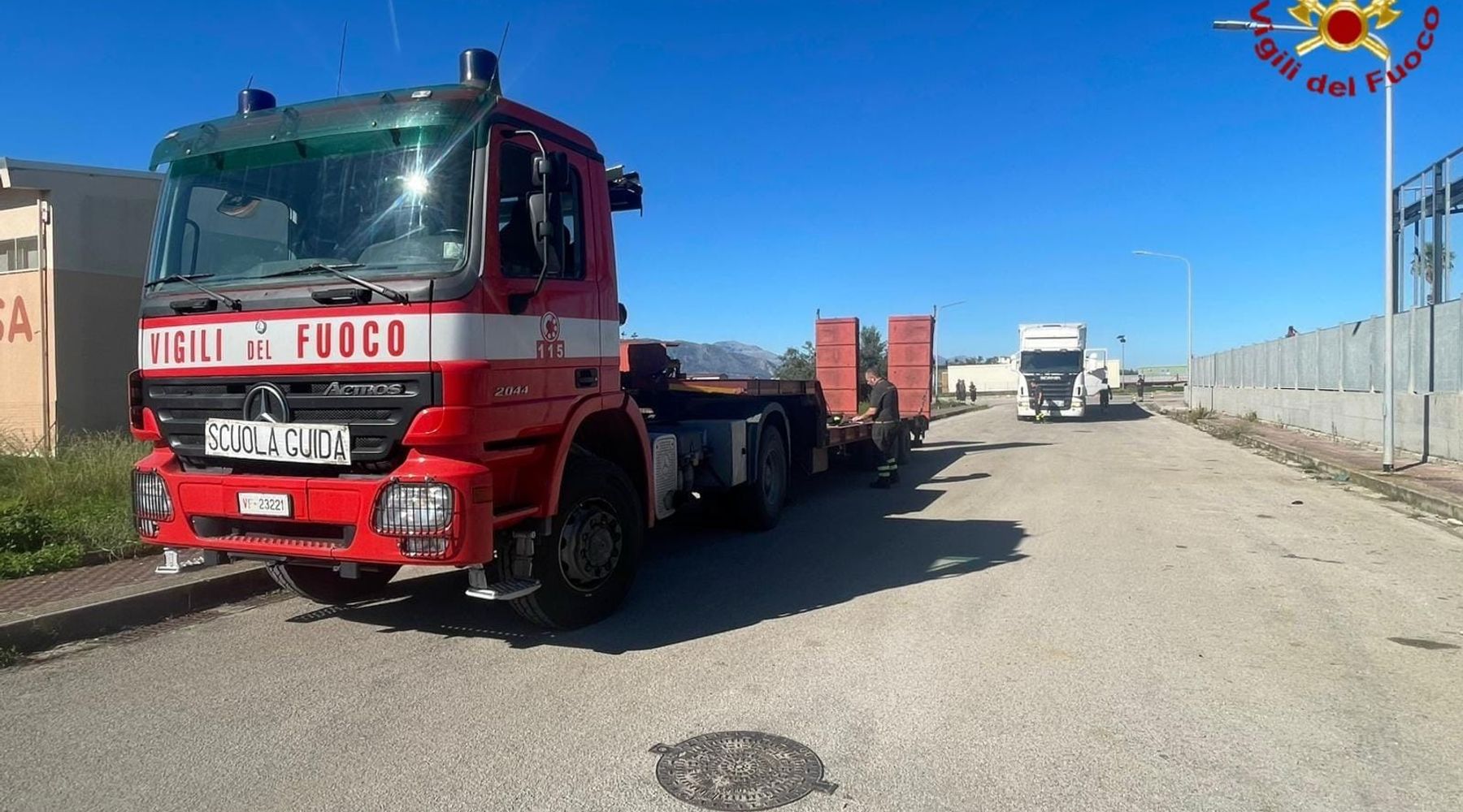 Si conclude ad Alcamo il corso per la patente di guida speciale dei Vigili del Fuoco