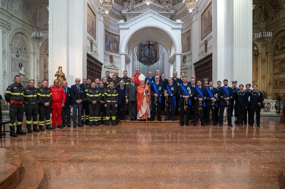 Trapani, Capitaneria di Porto e Vigili del Fuoco celebrano insieme Santa Barbara