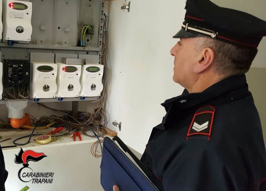 Campobello di Mazara: padre e figlia denunciati per furto di energia elettrica