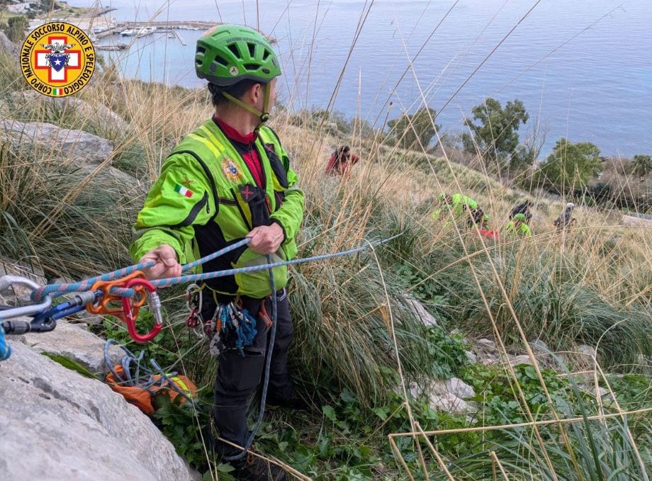 Escursionista di 42 anni cade a Capo Gallo. Interviene il Soccorso Alpino