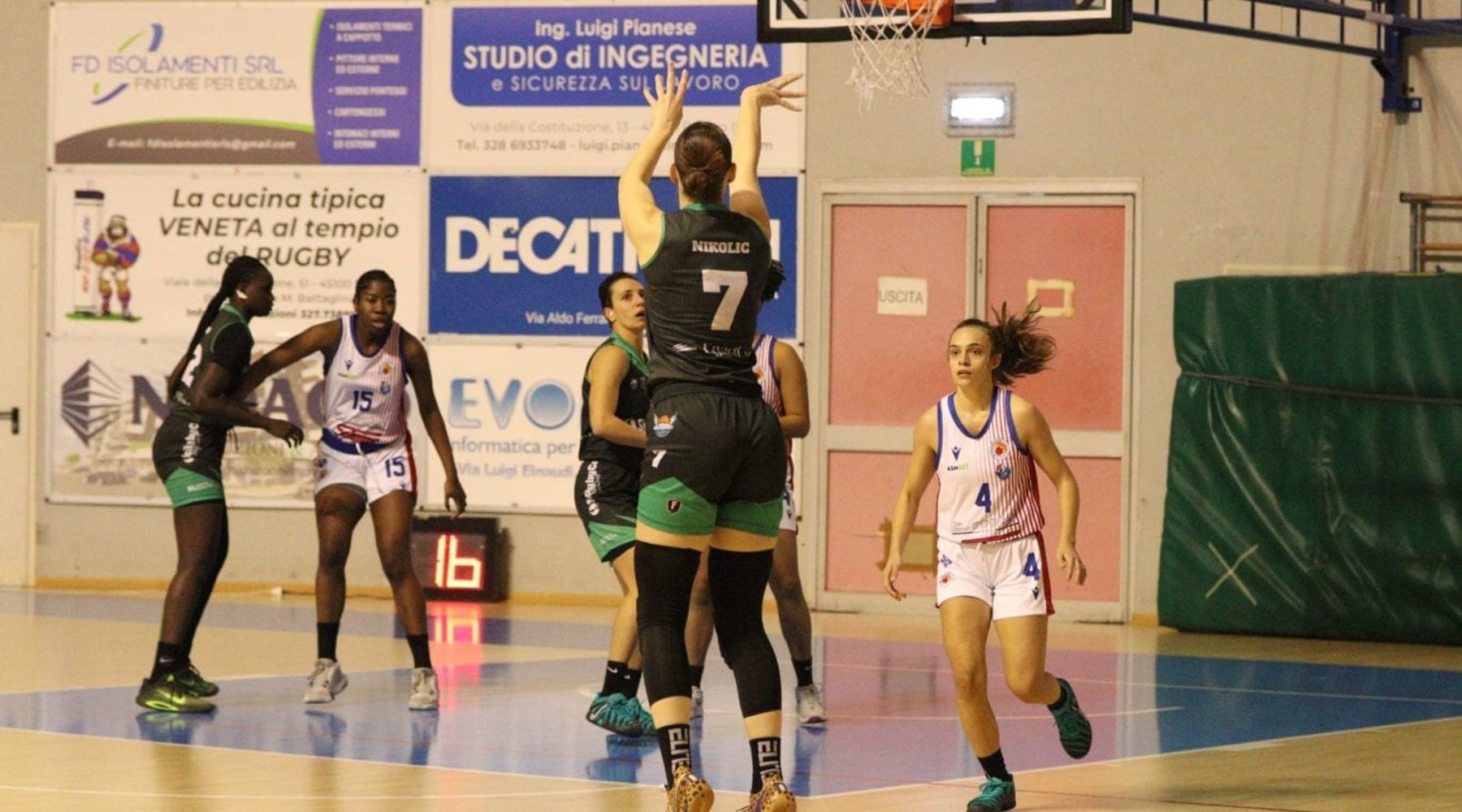 Basket A2, Alcamo tradita dal terzo quarto: la Solmec Rhodigium vince in rimonta