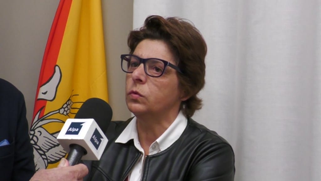 Alcamo, Laura Barone lascia il M5S: «Senso di appartenenza scolorito», passa al Gruppo Misto