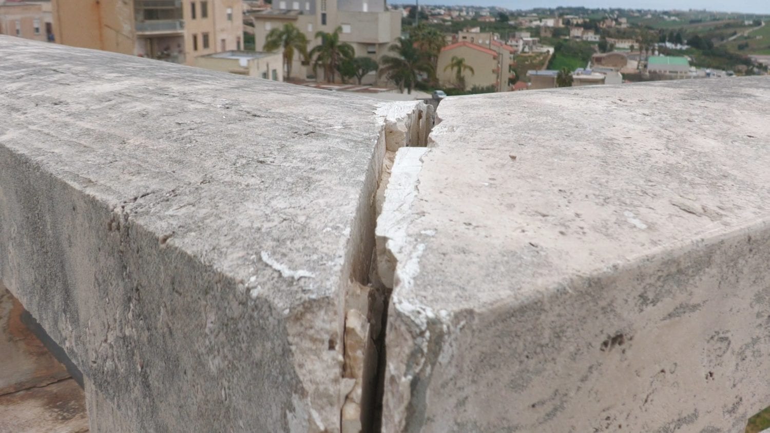 Piazza Bagolino di Alcamo a rischio? Di Giovanni: “Interventi superficiali e dubbi sulla sicurezza” (Intervista)