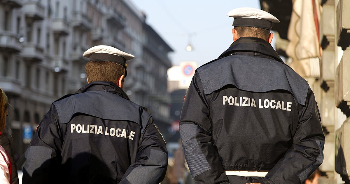 Sicurezza urbana in affanno, Anci lancia l’allarme: 12 mila agenti in meno