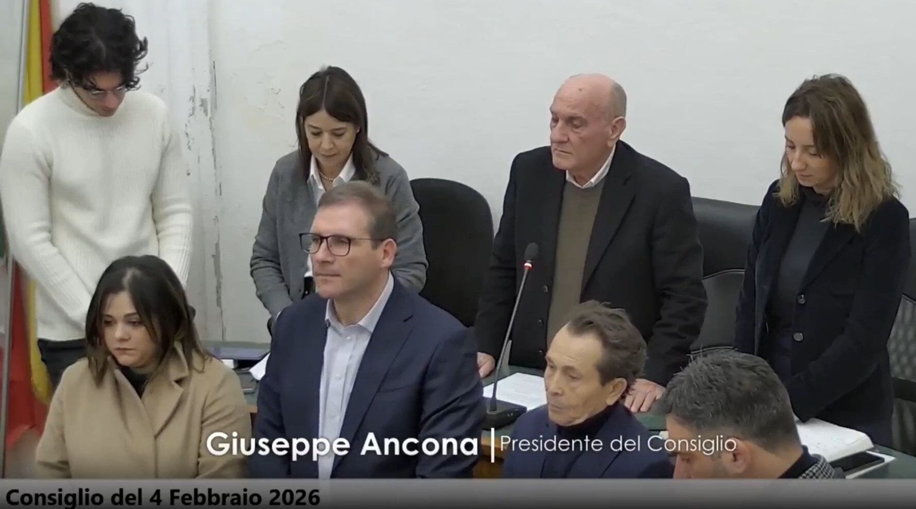 Castellammare approva il bilancio, tra nuove opere e il ricordo di Nancy e Bryan (Interviste)