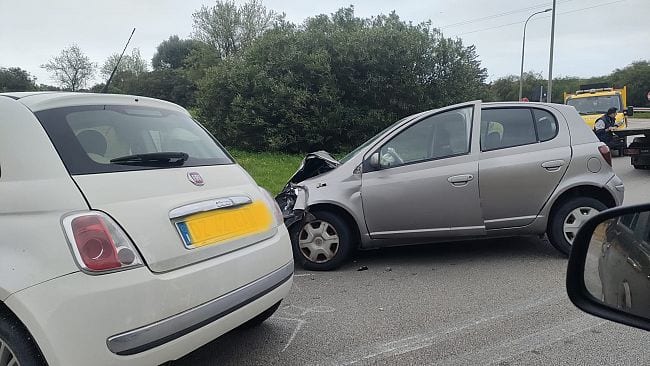 Grave incidente all’uscita dell’A29 a Mazara del Vallo: due feriti in condizioni critiche