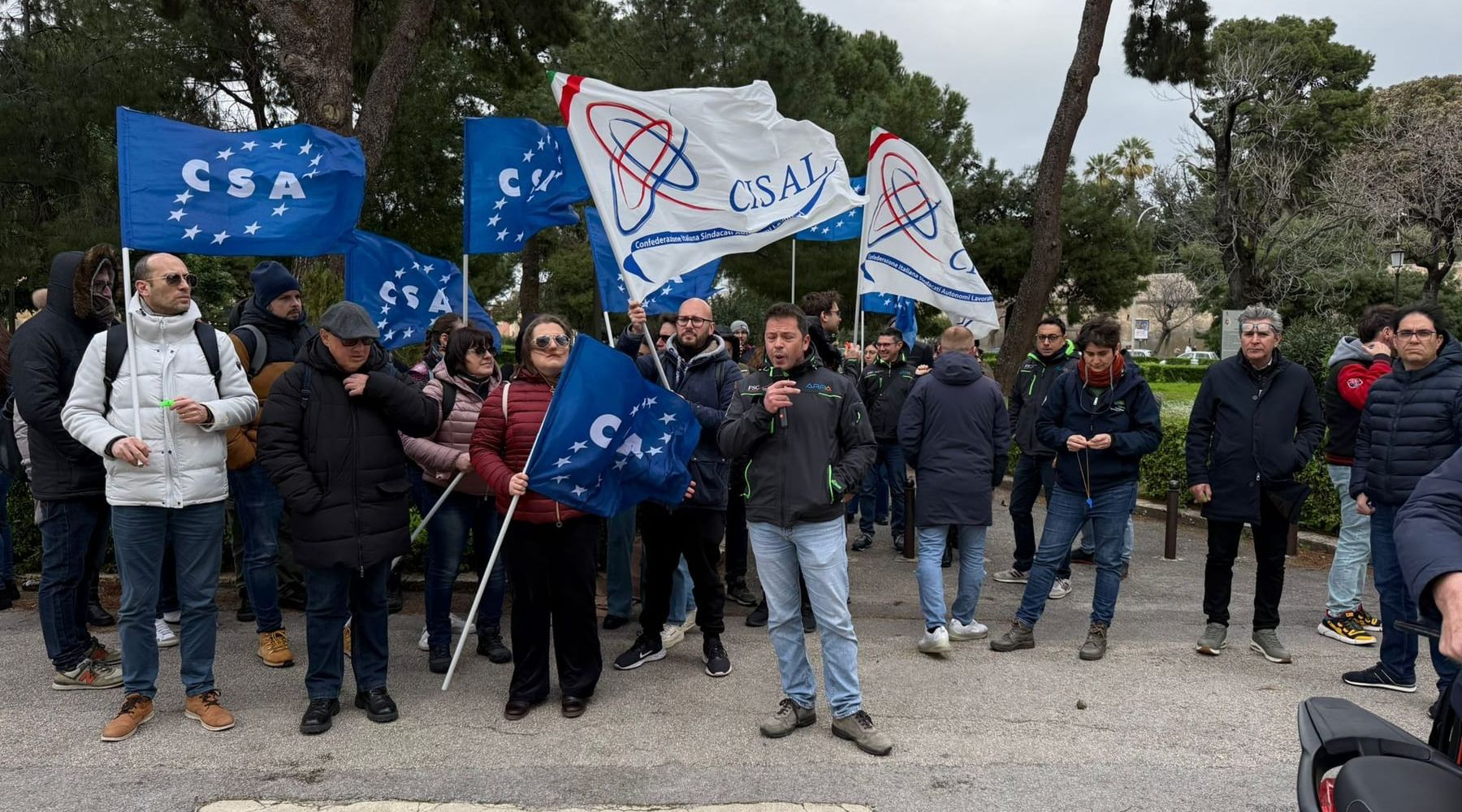Precari Arpa in piazza a Palermo: 95 lavoratori rischiano il posto dal 1° marzo