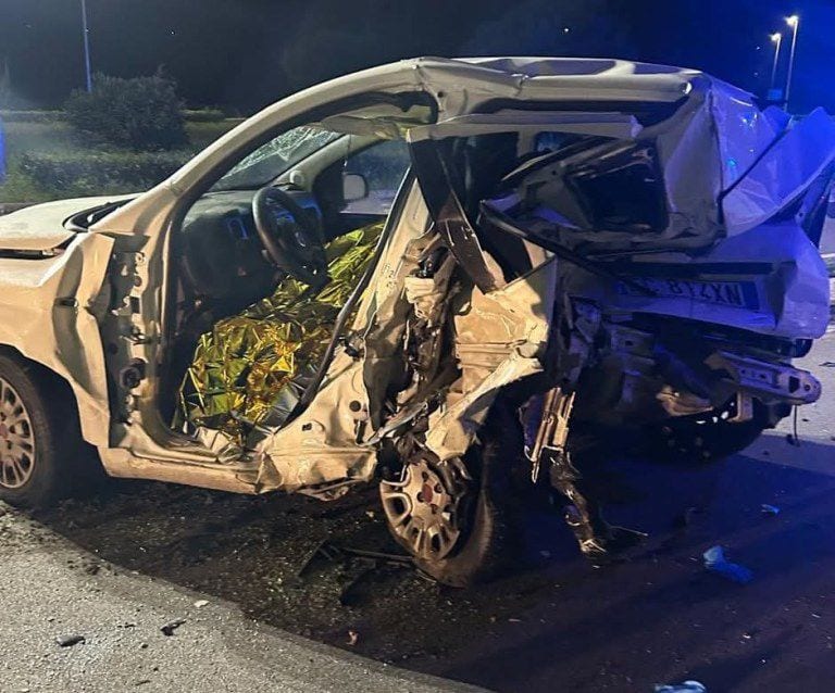 Grave incidente a Buonfornello: morto un 20enne di Trabia, un ferito grave