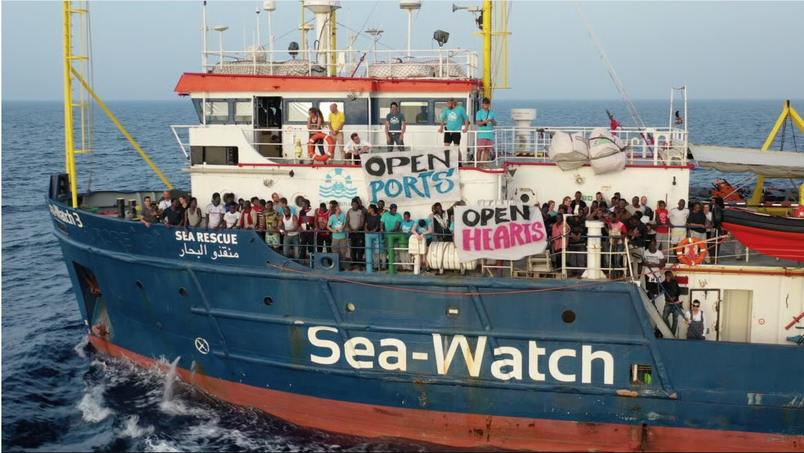 Caso Sea Watch, lo Stato deve risarcire l’ONG, la detenzione della nave era illegittima