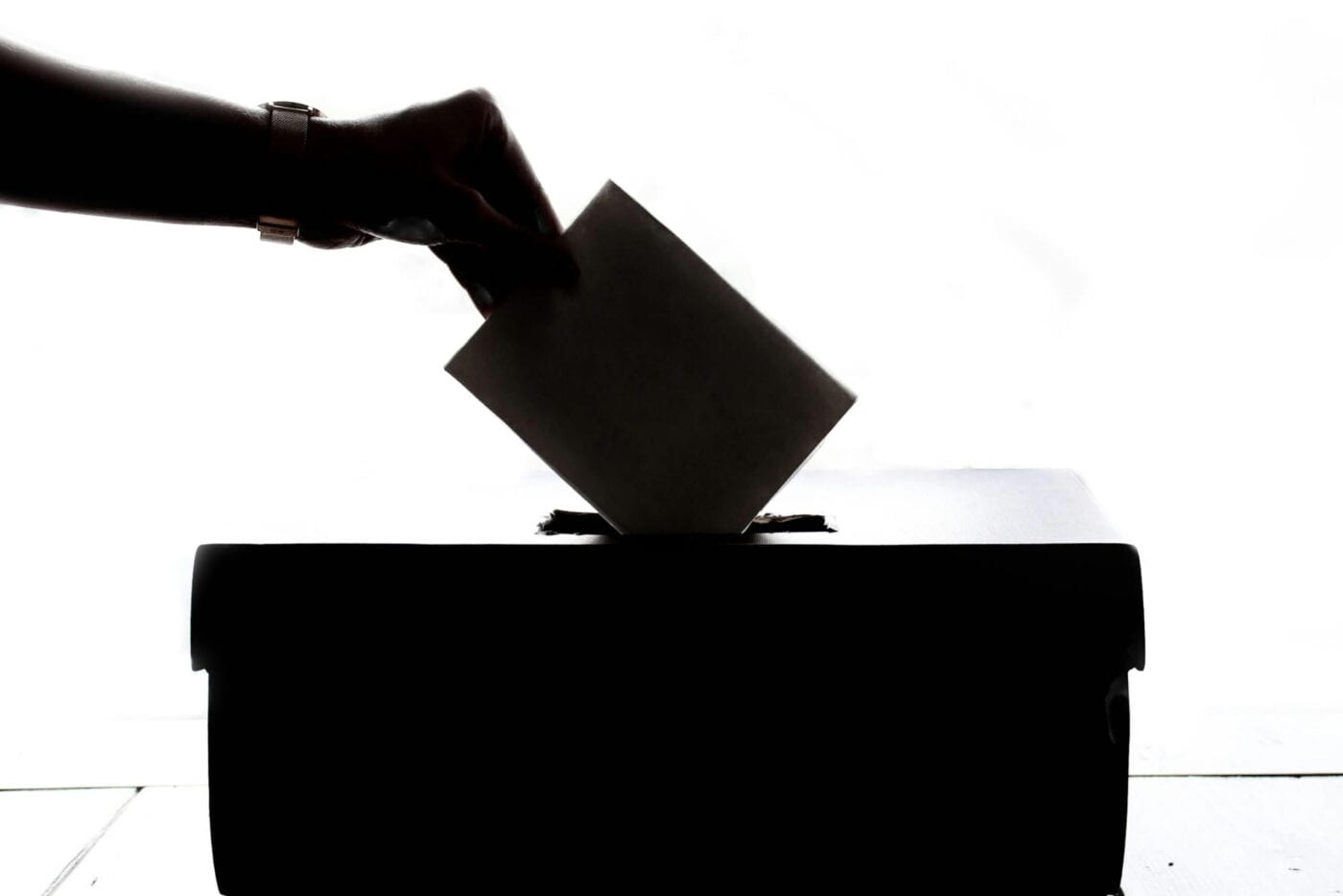 Castellammare, sezioni elettorali trasferite per il Referendum: si vota all’istituto Pascoli