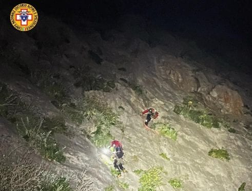 Due scalatrici bloccate sulla parete di Monte Monaco salvate dal soccorso alpino