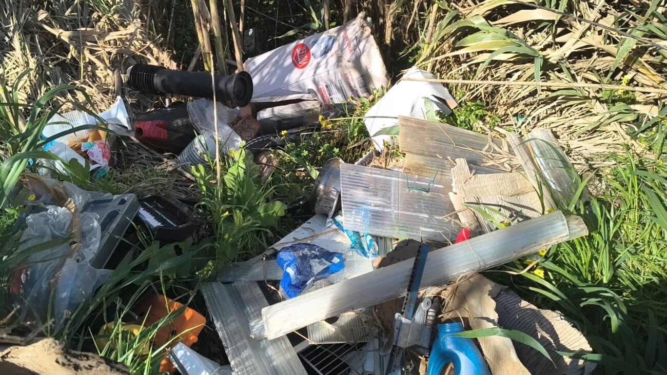 Monte Bonifato, discariche abusive pronte a diventare inneschi di incendi (VIDEO)