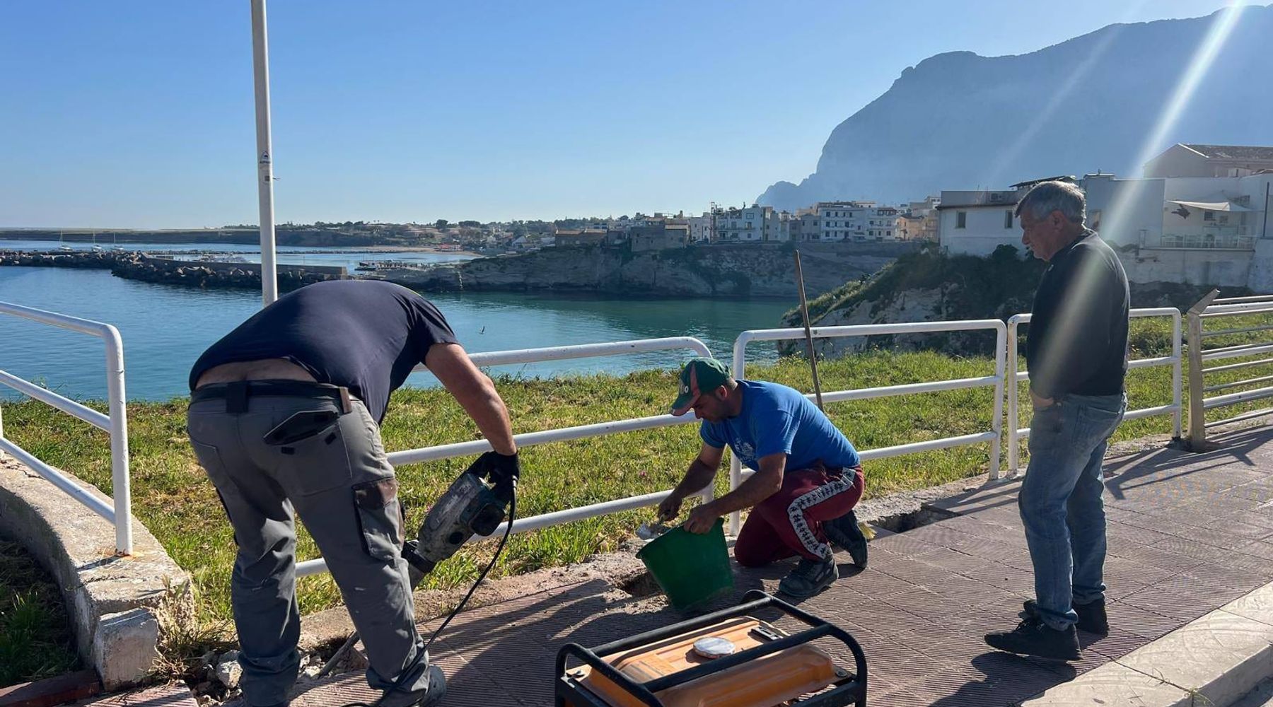 Nuove ringhiere sul lungomare Peppino Impastato a Terrasini, via ai lavori