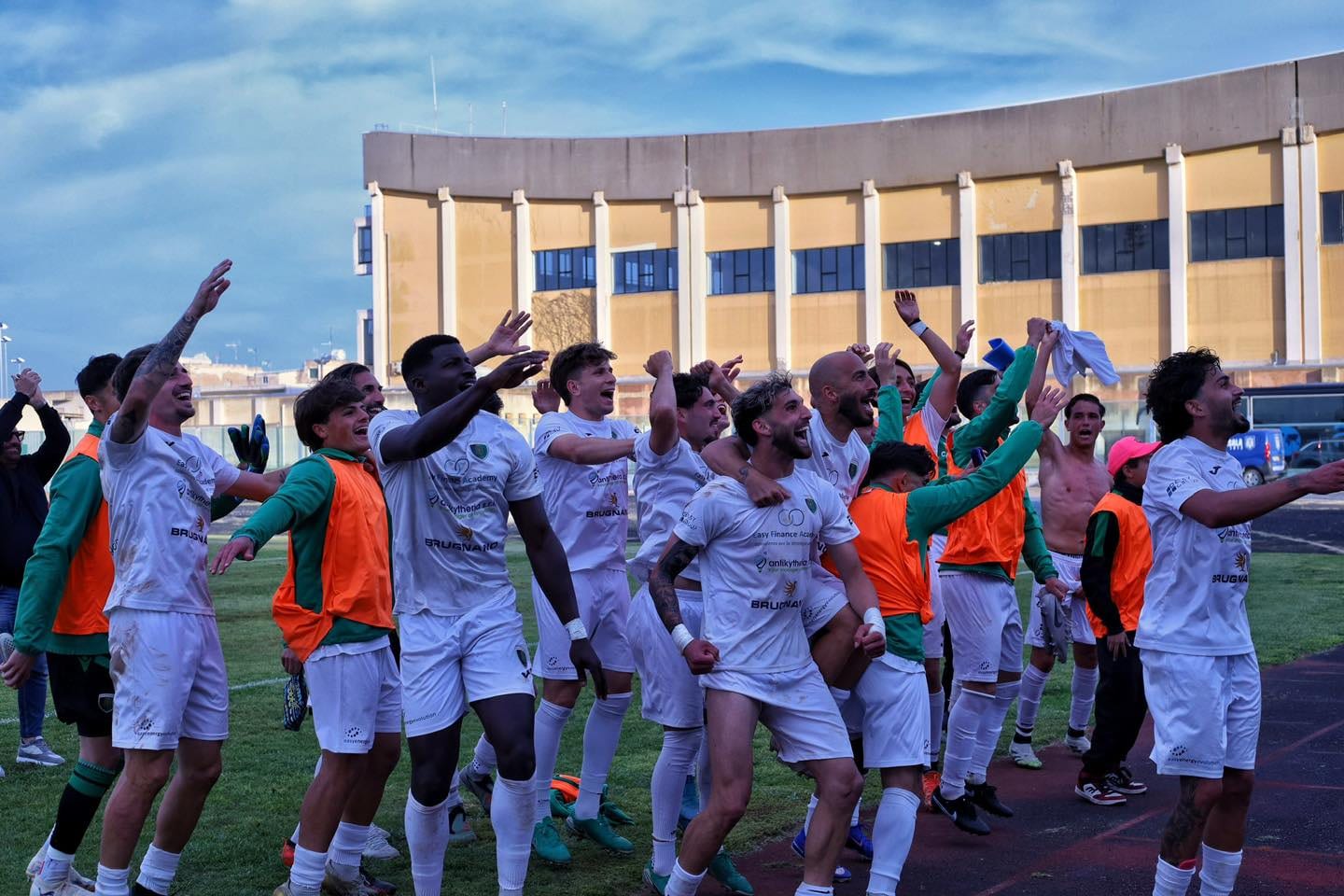 Calcio. Semifinali play-off Eccellenza. Passano Partinicaudace e Kamarat