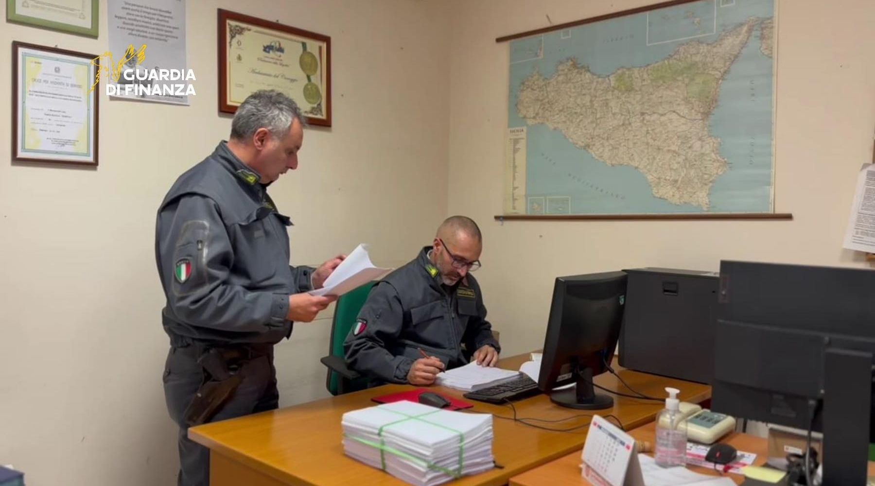 Auto a noleggio rivendute con atti falsi: 21 imputati, giro da 1,4 milioni