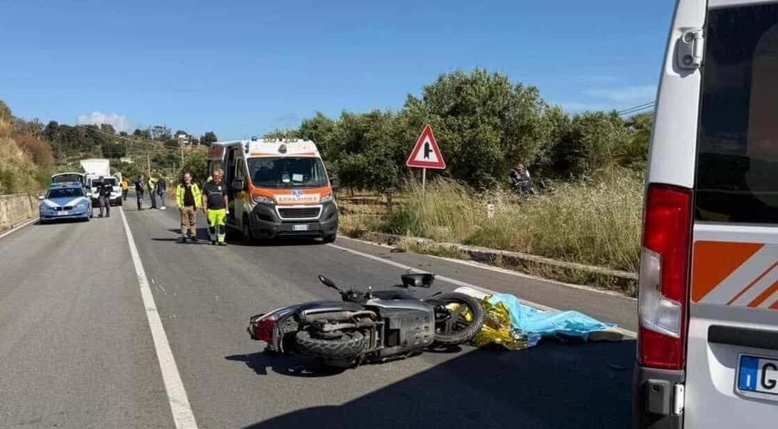 Tragedia sulla Statale 115: morti due turisti americani di 24 anni