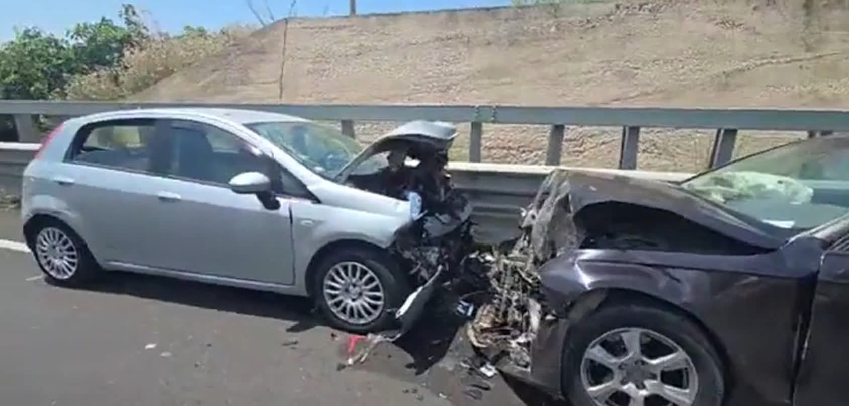 Incidente mortale a Partinico: perde la vita un 72enne, grave una donna
