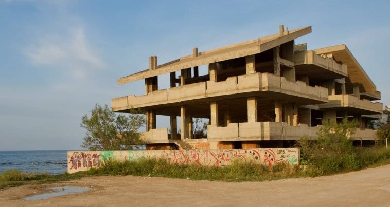 Niente condoni, il TAR chiude la porta agli abusi sulla costa siciliana