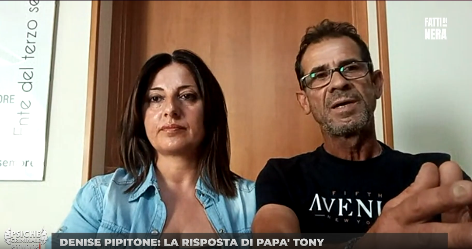 Le ferite di una famiglia tornano in pubblico, Tony Pipitone replica al figlio