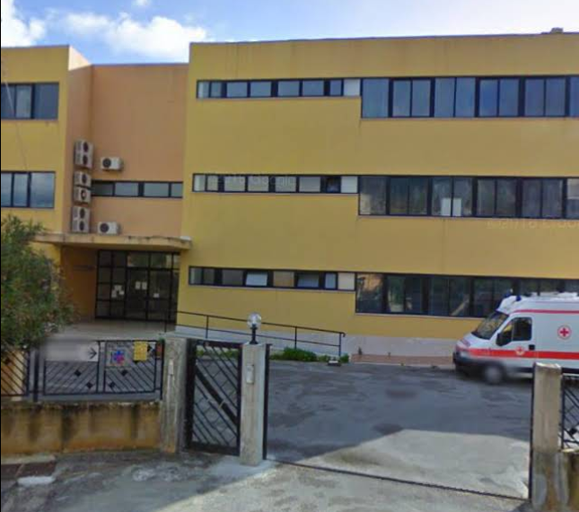 Pulci negli uffici comunali a Castellammare del Golfo, chiusa la sede della Duchessa