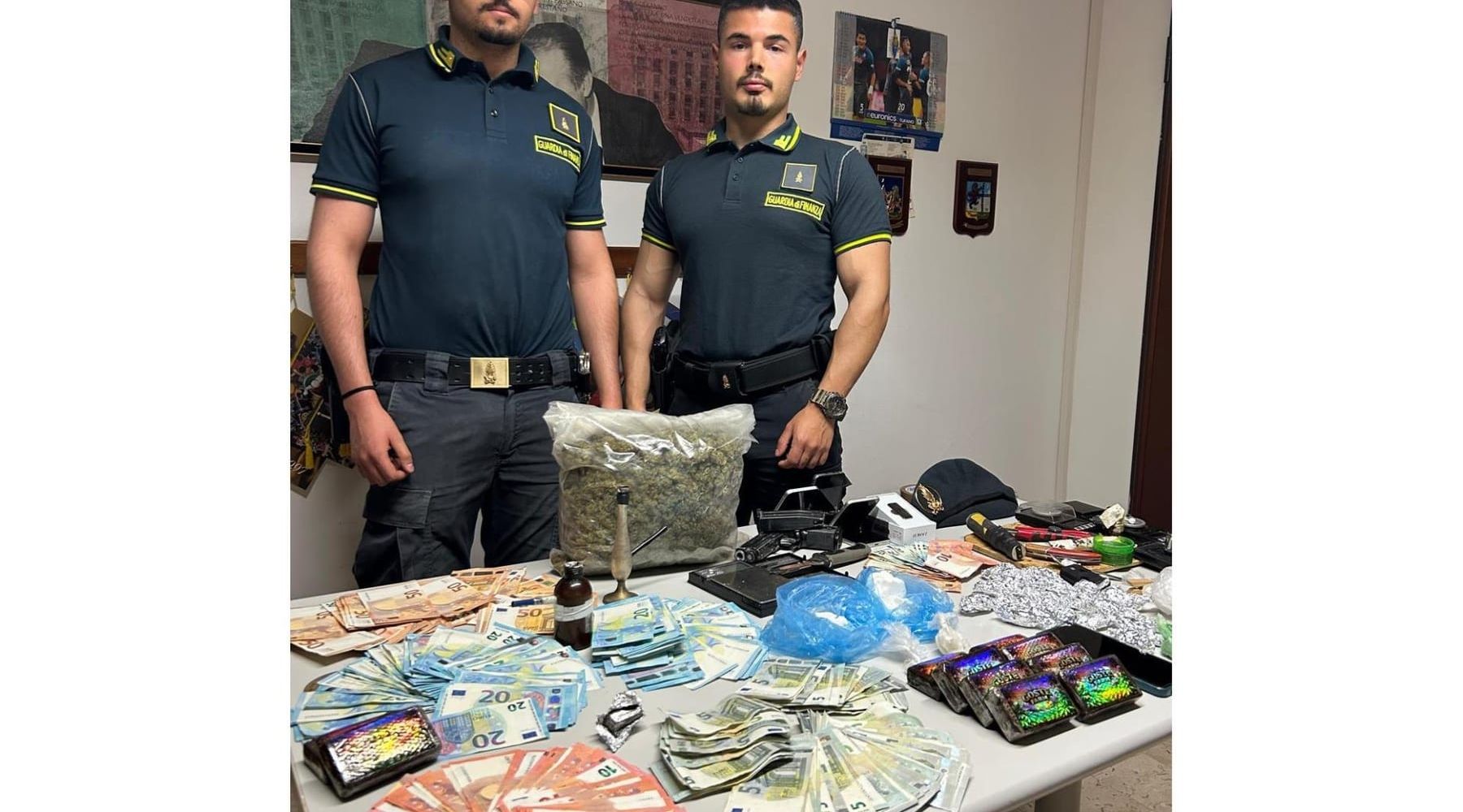 Roulotte trasformata in supermercato della droga: un arresto a Marsala