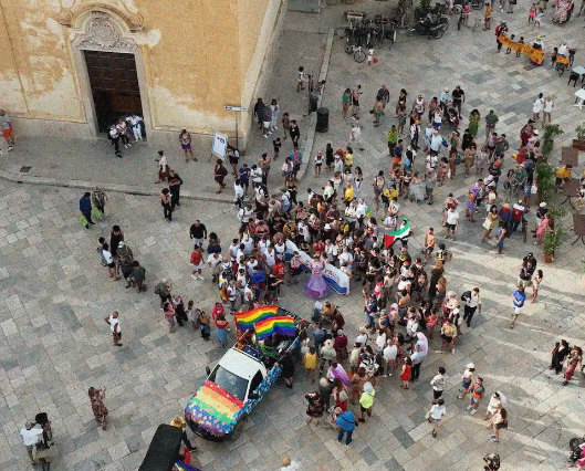 Al via l’Egadi Pride 2026: Favignana si colora per i diritti e l’inclusione