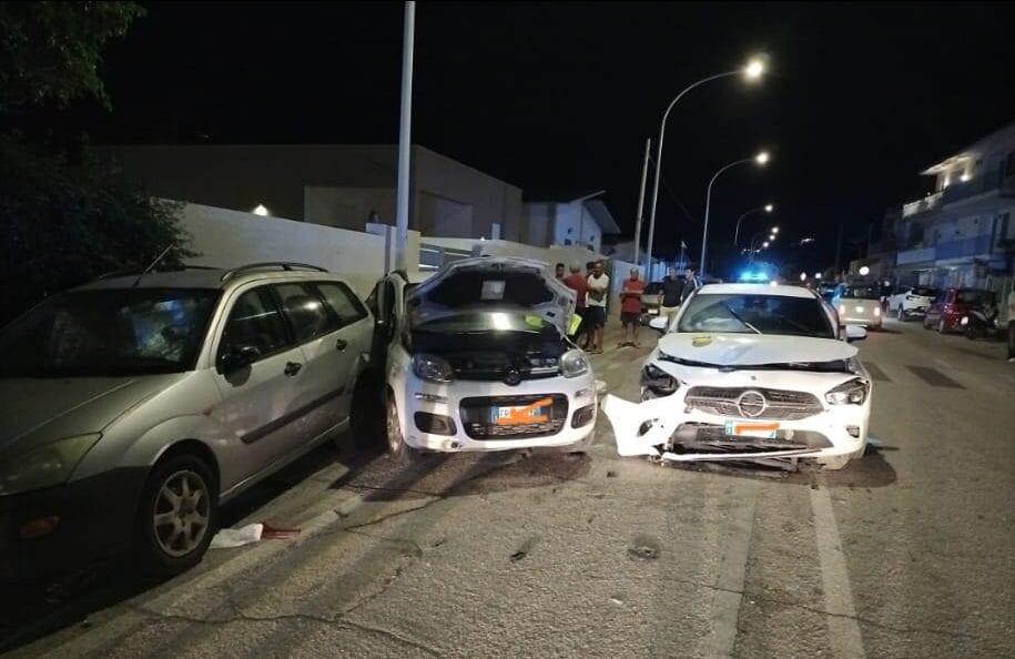 Alcamo Marina. Incidente ieri sera in via Carabinieri Falcetta e Apuzzo