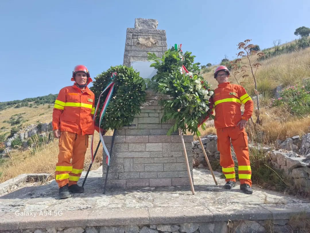 Il ricordo, a Castellammare del Golfo, dei quattro operai forestali morti sul monte Inici nel 1979