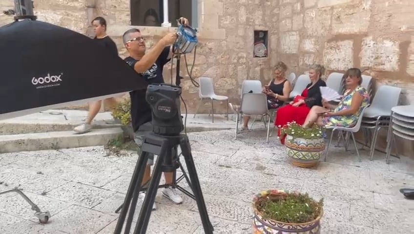 ‘La Terra del Golfo’, al castello di Alcamo si girano le riprese del film (Interviste)