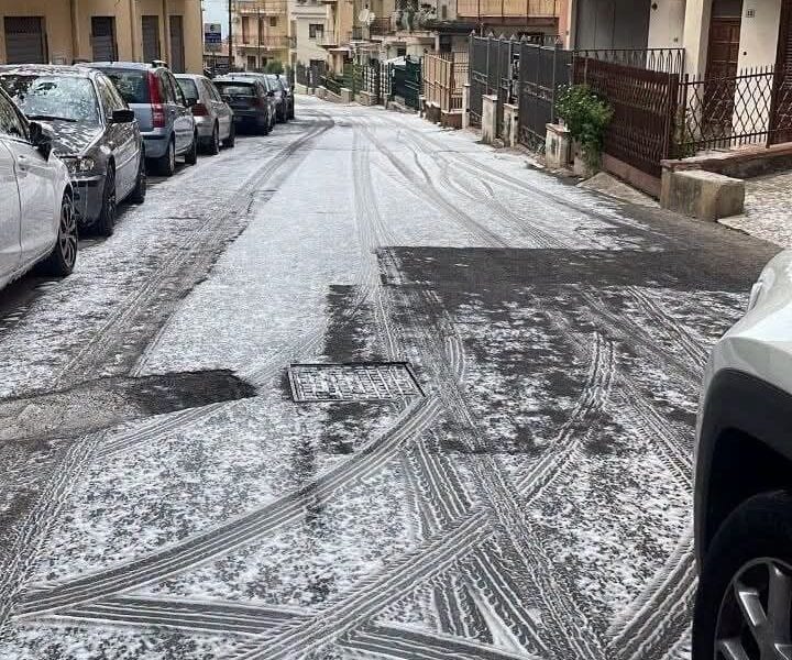 L’assedio dalle fiamme, a Torretta evacuazioni precauzionali e festa annullata