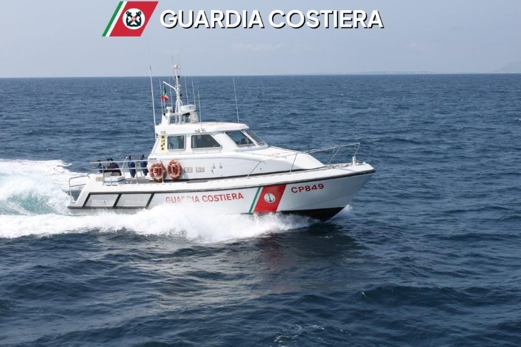 Castellammare del Golfo, cinque persone salvate dalla Guardia Costiera a Guidaloca