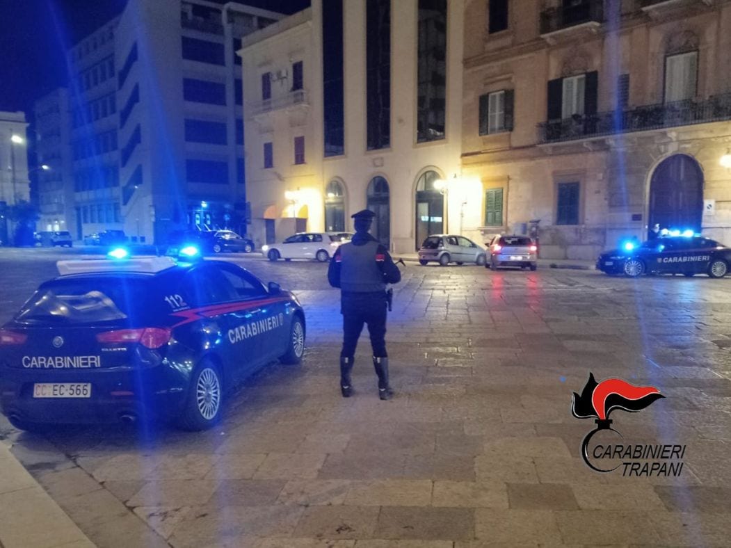 Movida a Trapani, controlli dei Carabinieri: 5 denunce e 5 segnalati per droga