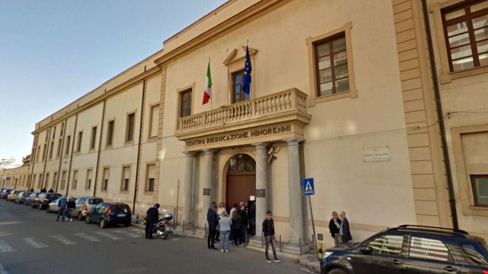 Incendio al Malaspina, quattro detenuti trasferiti fuori dalla Sicilia