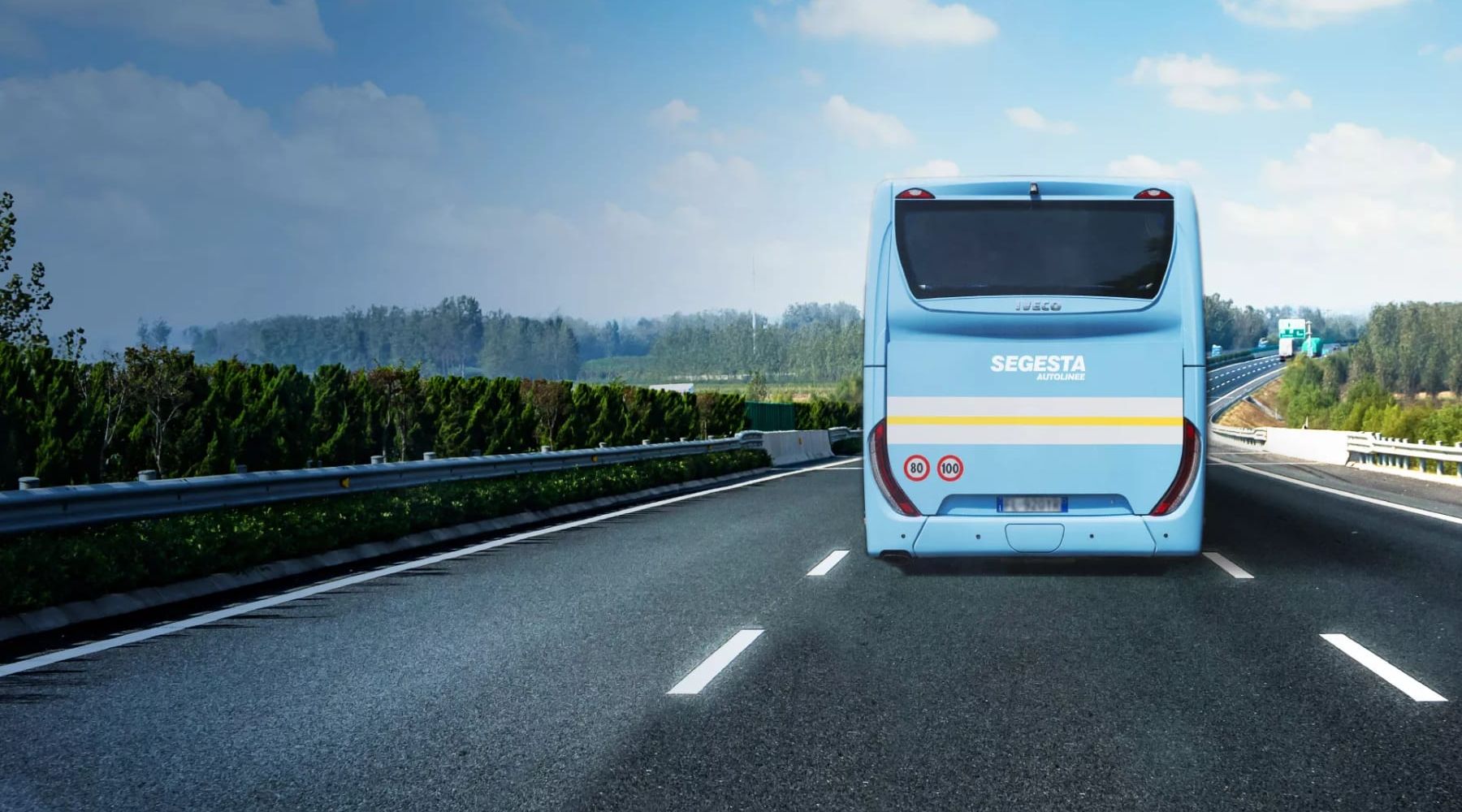 Autobus in panne sulla A29: trenta passeggeri costretti a cambiare mezzo