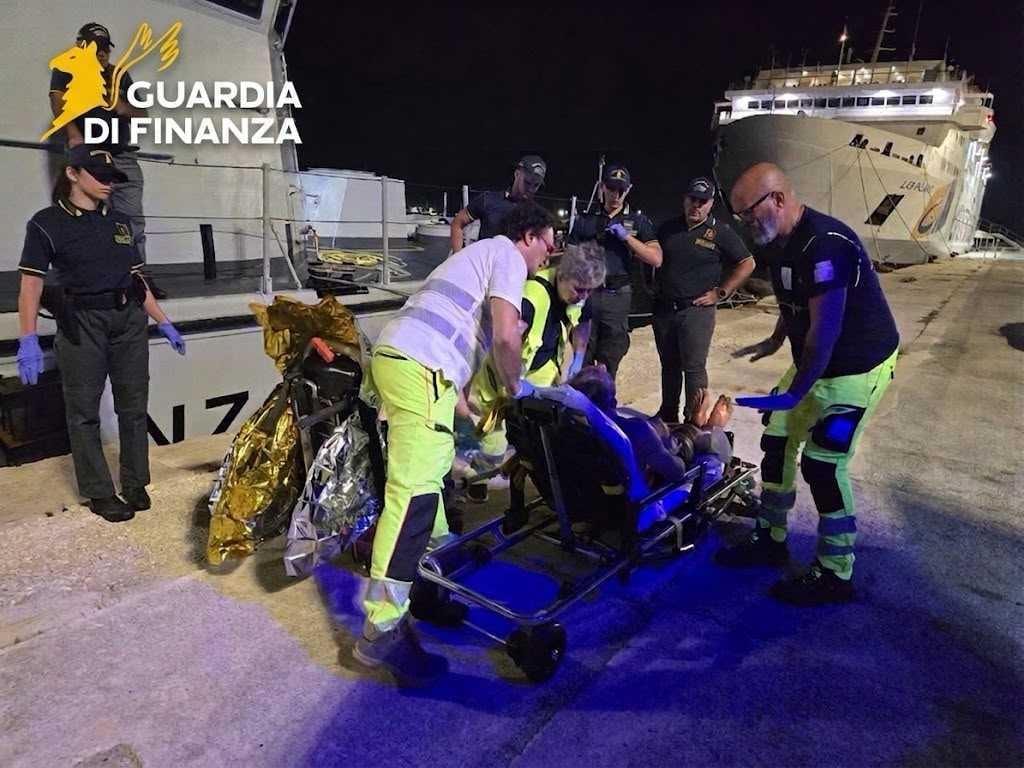 E’ di Trappeto il pescatore salvato al largo di Marsala dopo l’incendio della sua barca