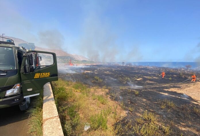 Incendio ieri a Scopello, bonificata e messa in sicurezza l’area