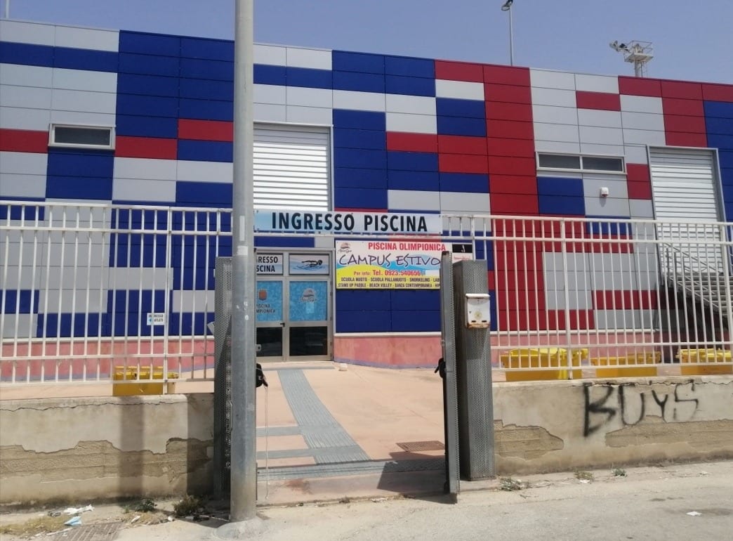 Trapani. Tentato furto nel bar della piscina olimpionica di via Ilio