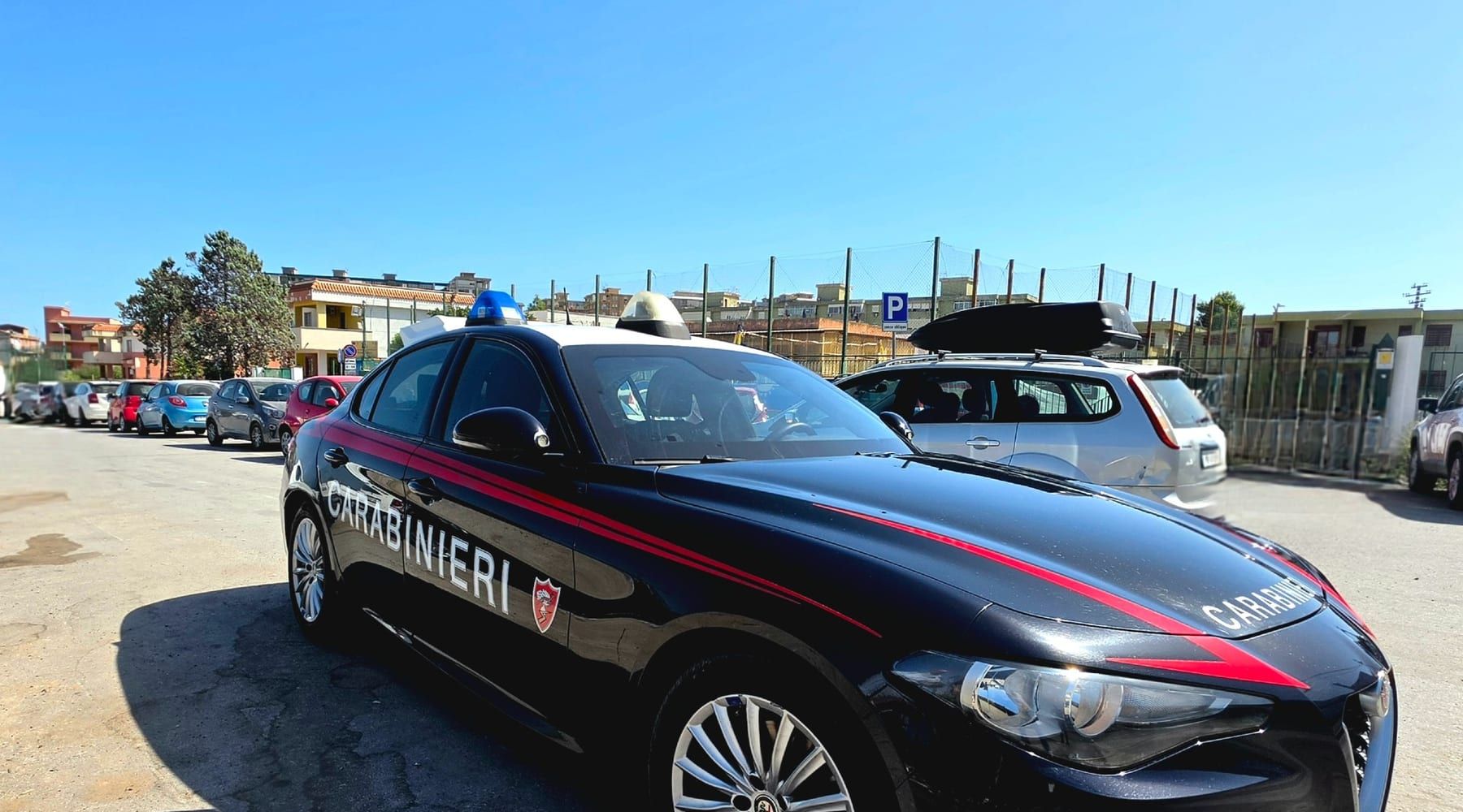 Palermo, intrusione e danni in una scuola: denunciati due giovani