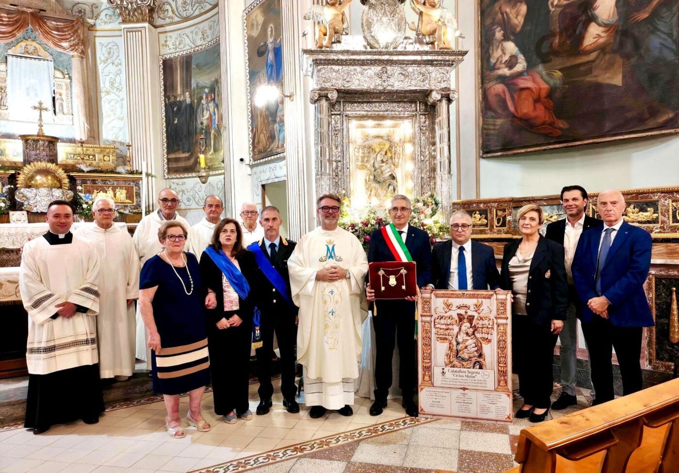 Calatafimi Segesta diventa Civitas Mariae: il Sindaco consegna le Chiavi della Città alla Madonna di Giubino
