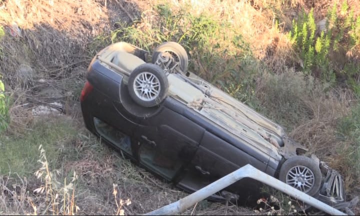 Alcamo: Ss 113, famiglia finisce in una scarpata