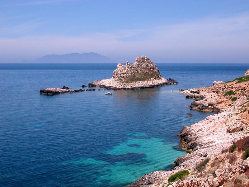 Levanzo: Cala Faraglione è fra le venti spiagge più belle d'Italia